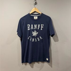 ROOTS Banff, Alberta 🇨🇦T-Shirt